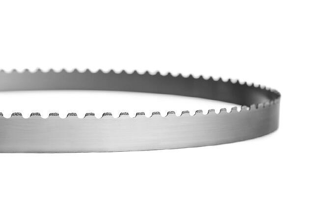 Tungsten gritsaw gulleted